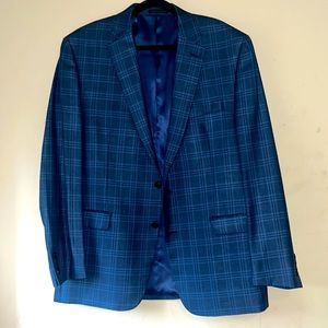 Men’s navy blue blazer